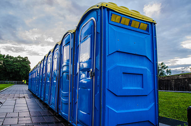 Best Porta potty rental near me  in Seymour, WI